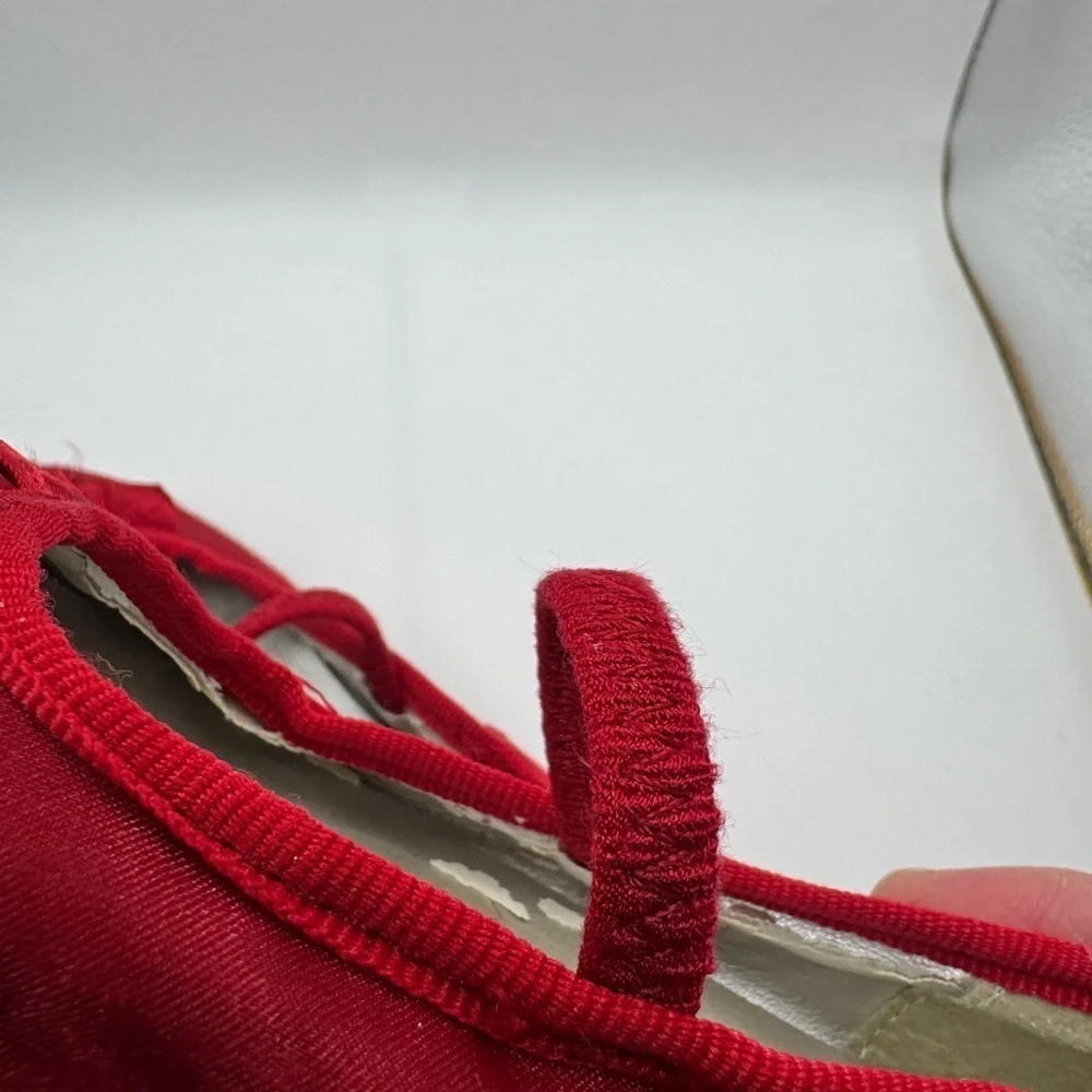 George Toddler Size 10 Red Dress Shoes Flats with Ruffled Design